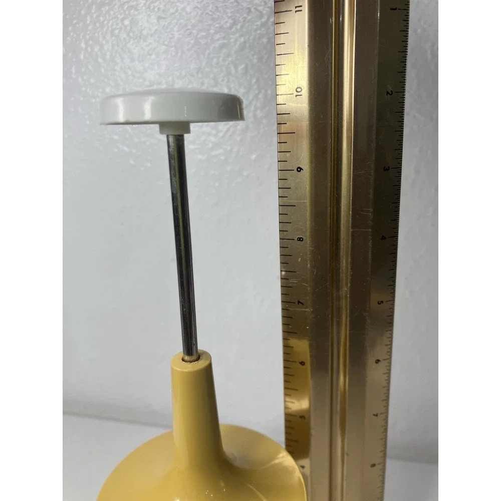 VTG Federal Housewares Yellow Handled Onion Nut Food Chopper Jar Made In USA